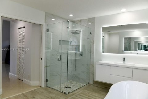 Casa en alquiler en Parkland, Florida, 4 dormitorios, 217.76 m2 № 1951605 - foto 13