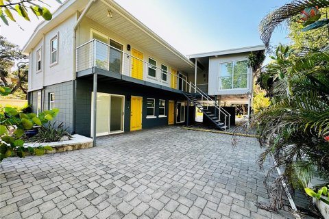 Propiedad comercial en venta en Sarasota, Florida, 6 dormitorios, 263.1 m2 № 1249653 - foto 22