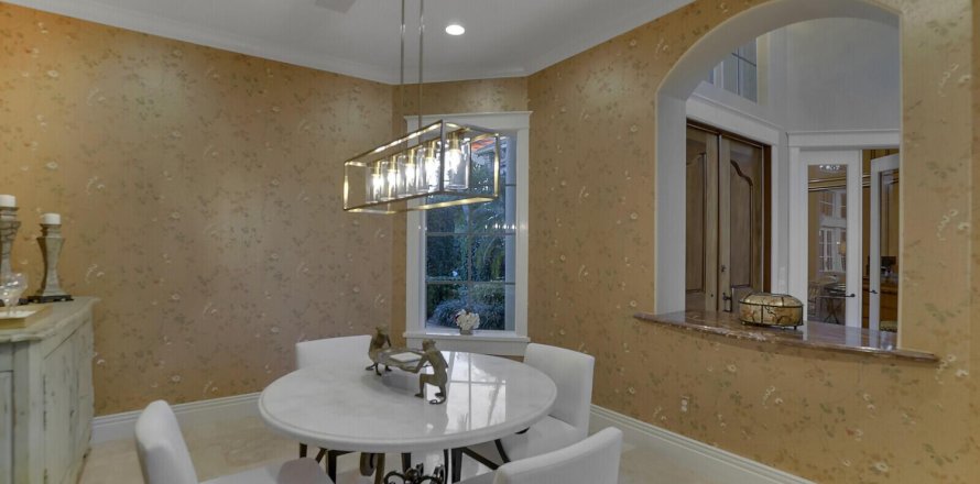 House in Highland Beach, Florida 6 bedrooms, 571.26 sq.m. № 1031759
