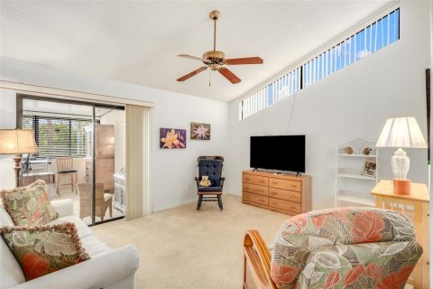 Townhouse in Titusville, Florida 3 bedrooms, 133.41 sq.m. № 1883387 - photo 20