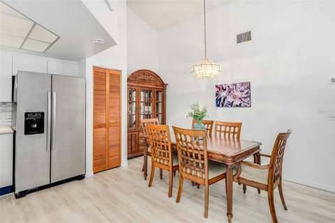 Townhouse in Titusville, Florida 3 bedrooms, 133.41 sq.m. № 1883387 - photo 7