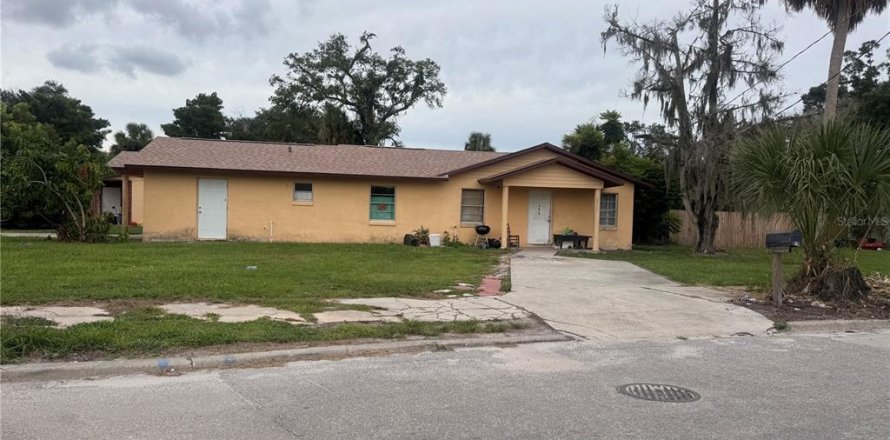 Villa ou maison à Arcadia, Floride 4 chambres, 145.48 m2 № 1913151