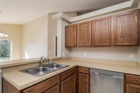 Villa ou maison à louer à Kissimmee, Floride: 4 chambres, 153.66 m2 № 2414018 - photo 8