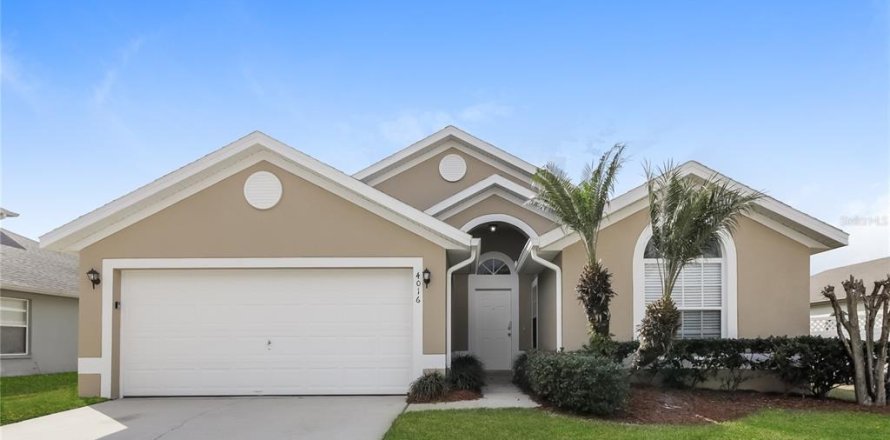 Villa ou maison à Kissimmee, Floride 4 chambres, 153.66 m2 № 2414018
