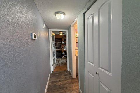 Villa ou maison à vendre à Tampa, Floride: 4 chambres, 139.26 m2 № 2234184 - photo 17