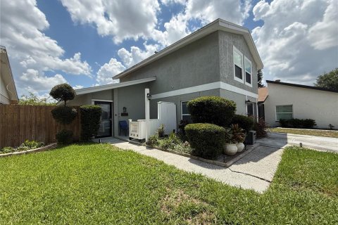 Villa ou maison à vendre à Tampa, Floride: 4 chambres, 139.26 m2 № 2234184 - photo 25