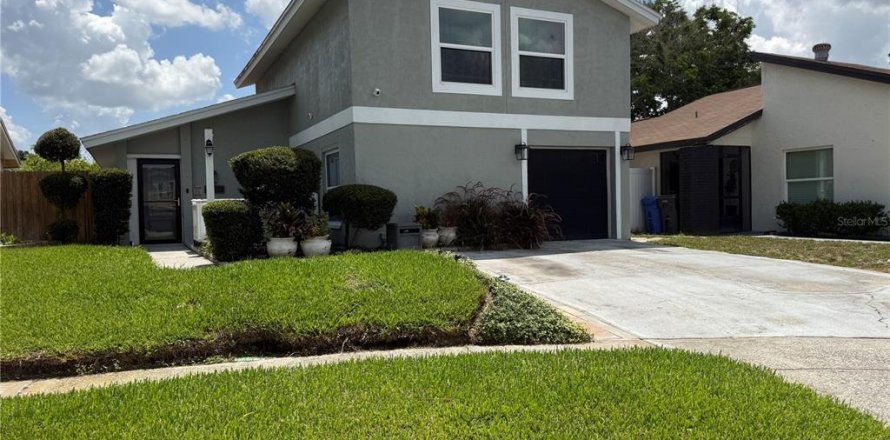 Villa ou maison à Tampa, Floride 4 chambres, 139.26 m2 № 2234184