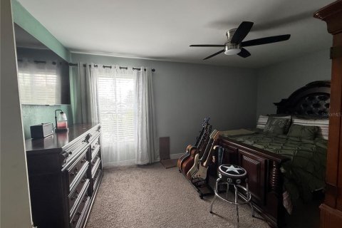 Villa ou maison à vendre à Tampa, Floride: 4 chambres, 139.26 m2 № 2234184 - photo 13