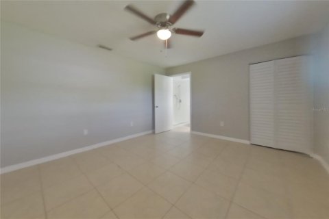 Villa ou maison à louer à Port Charlotte, Floride: 3 chambres, 132.29 m2 № 2385949 - photo 6