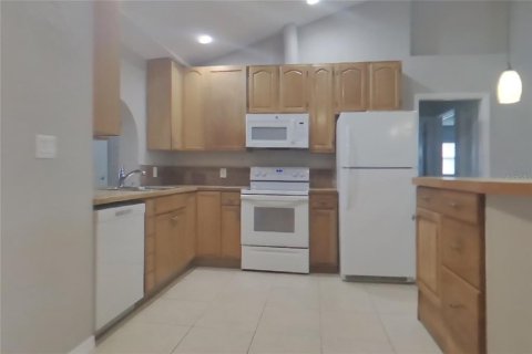 Villa ou maison à louer à Port Charlotte, Floride: 3 chambres, 132.29 m2 № 2385949 - photo 4