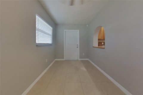 Villa ou maison à louer à Port Charlotte, Floride: 3 chambres, 132.29 m2 № 2385949 - photo 3
