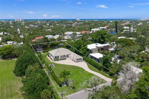 Villa ou maison à vendre à Sarasota, Floride: 3 chambres, 255.95 m2 № 2302336 - photo 8