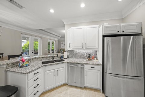 Villa ou maison à vendre à Sarasota, Floride: 3 chambres, 255.95 m2 № 2302336 - photo 14