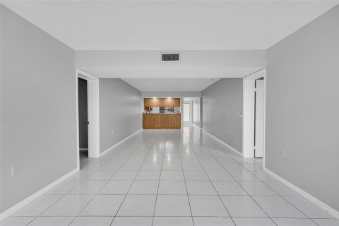 Condominio en alquiler en Davie, Florida, 2 dormitorios, 128.67 m2 № 2078418 - foto 21