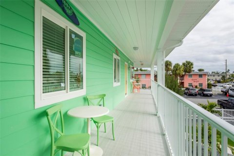 Hotel en venta en Saint Pete Beach, Florida, 648.09 m2 № 1810639 - foto 22