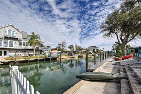 Condominio en venta en Venice, Florida, 1 dormitorio, 61.32 m2 № 2121808 - foto 7
