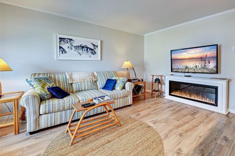 Condominio en venta en Venice, Florida, 1 dormitorio, 61.32 m2 № 2121808 - foto 13