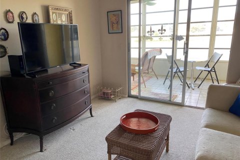 Condominio en venta en Deerfield Beach, Florida, 2 dormitorios, 87.14 m2 № 2084479 - foto 17