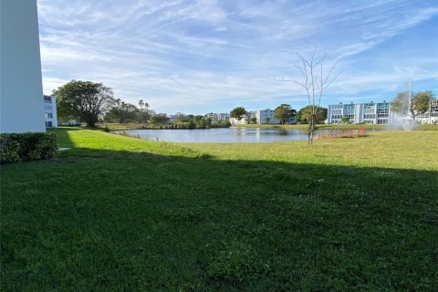 Condominio en venta en Deerfield Beach, Florida, 2 dormitorios, 87.14 m2 № 2084479 - foto 29