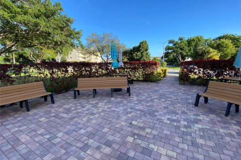 Condominio en venta en Deerfield Beach, Florida, 2 dormitorios, 87.14 m2 № 2084479 - foto 28