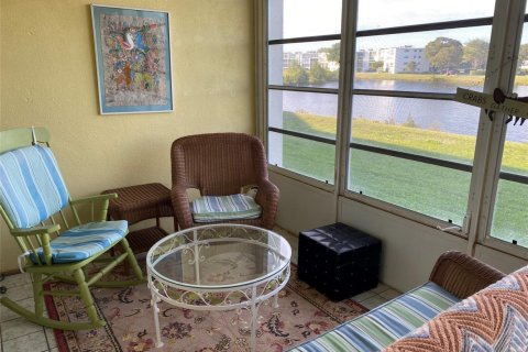 Condominio en venta en Deerfield Beach, Florida, 2 dormitorios, 87.14 m2 № 2084479 - foto 18
