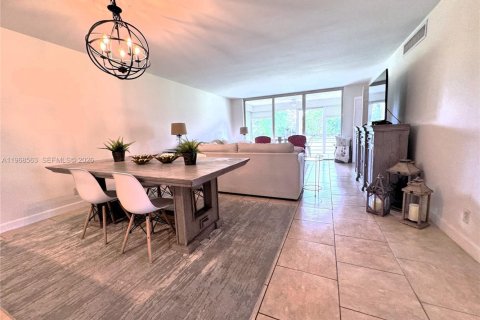 Condominio en alquiler en Pompano Beach, Florida, 3 dormitorios, 134.15 m2 № 2031689 - foto 14