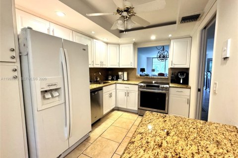 Condominio en alquiler en Pompano Beach, Florida, 3 dormitorios, 134.15 m2 № 2031689 - foto 5