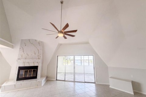 Casa en venta en Hernando Beach, Florida, 5 dormitorios, 280.75 m2 № 2310211 - foto 14