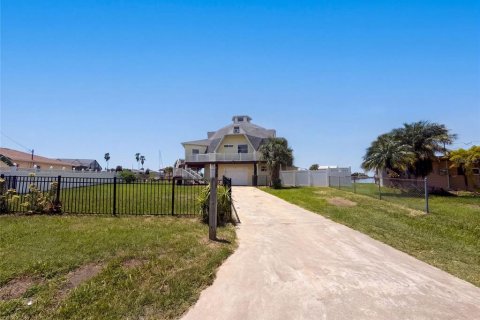 Villa ou maison à Hernando Beach, Floride 5 chambres, 280.75 m2 № 2310211