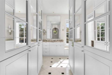 Villa ou maison à vendre à Coral Gables, Floride: 3 chambres, 305.93 m2 № 1968640 - photo 11