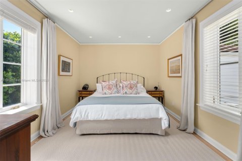 Villa ou maison à vendre à Coral Gables, Floride: 3 chambres, 305.93 m2 № 1968640 - photo 19