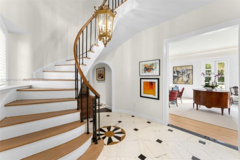 Villa ou maison à vendre à Coral Gables, Floride: 3 chambres, 305.93 m2 № 1968640 - photo 3