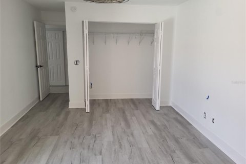 Casa en alquiler en Saint Petersburg, Florida, 2 dormitorios, 130.06 m2 № 1918979 - foto 26