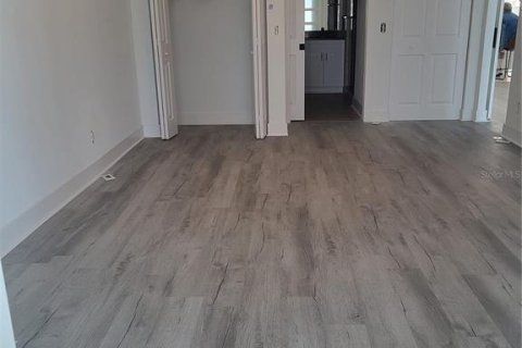 Casa en alquiler en Saint Petersburg, Florida, 2 dormitorios, 130.06 m2 № 1918979 - foto 16