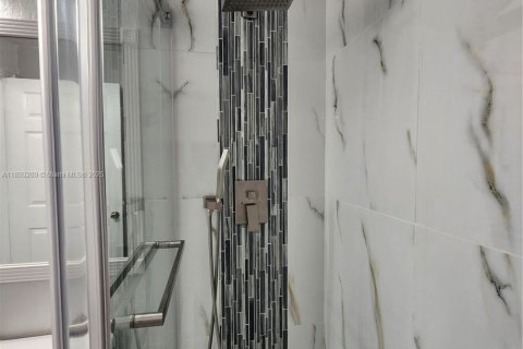 Copropriété à louer à Coral Springs, Floride: 3 chambres, 98.01 m2 № 1945672 - photo 16