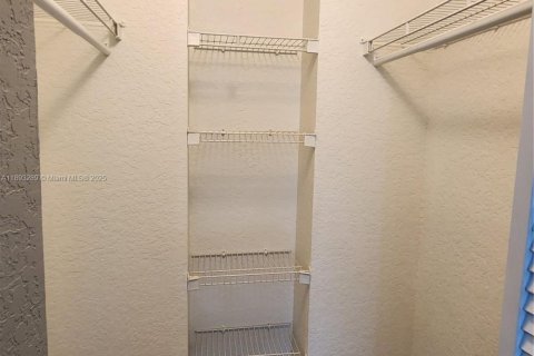 Copropriété à louer à Coral Springs, Floride: 3 chambres, 98.01 m2 № 1945672 - photo 29
