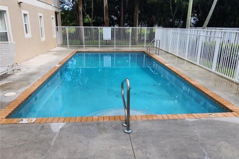 Copropriété à louer à Coral Springs, Floride: 3 chambres, 98.01 m2 № 1945672 - photo 5