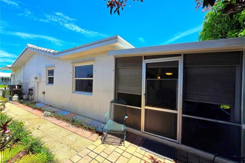 Villa ou maison à vendre à Boynton Beach, Floride: 2 chambres, 132.66 m2 № 1940209 - photo 22
