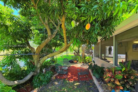 Villa ou maison à vendre à Boynton Beach, Floride: 2 chambres, 132.66 m2 № 1940209 - photo 28