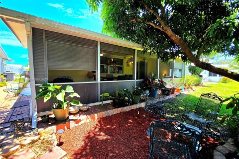 Villa ou maison à vendre à Boynton Beach, Floride: 2 chambres, 132.66 m2 № 1940209 - photo 25