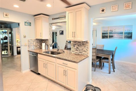 Villa ou maison à vendre à Boynton Beach, Floride: 2 chambres, 132.66 m2 № 1940209 - photo 14