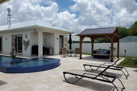 Casa en venta en Port St. Lucie, Florida, 4 dormitorios, 319.96 m2 № 2146803 - foto 18