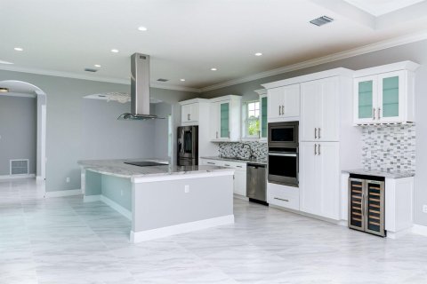 Casa en venta en Port St. Lucie, Florida, 4 dormitorios, 319.96 m2 № 2146803 - foto 8