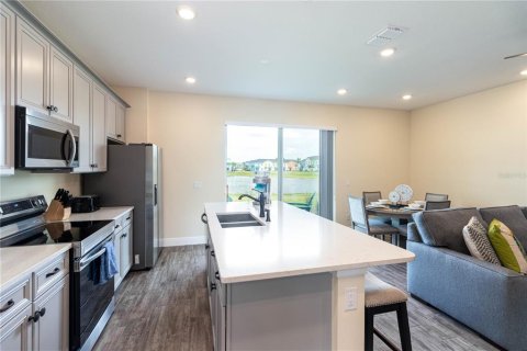 Adosado en alquiler en Kissimmee, Florida, 3 dormitorios, 143.53 m2 № 1917135 - foto 6