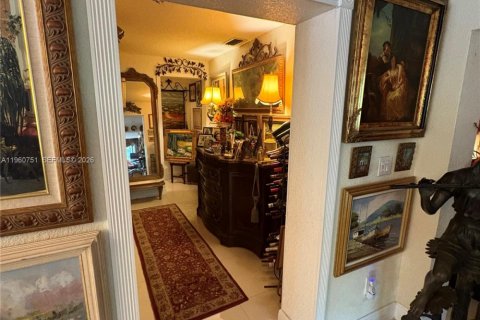 Casa en venta en Miami Springs, Florida, 4 dormitorios, 267.84 m2 № 2023518 - foto 20