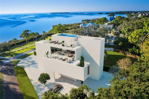 Casa en venta en Tarpon Springs, Florida, 3 dormitorios, 256.97 m2 № 1336785 - foto 1