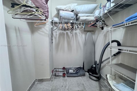 Снять в аренду кондоминиум в Санни-Айлс-Бич, Флорида 2 спальни, 93.65м2, № 1983679 - фото 13