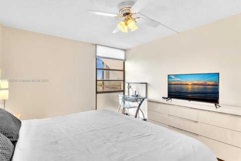 Copropriété à vendre à Aventura, Floride: 1 chambre, 68.84 m2 № 1841183 - photo 19