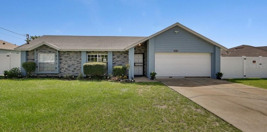 Villa ou maison à Deltona, Floride 3 chambres, 134.89 m2 № 2217315