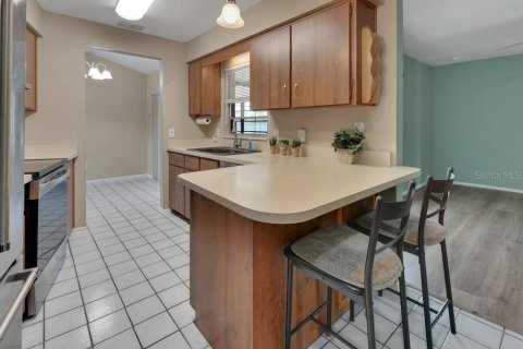 Villa ou maison à vendre à Deltona, Floride: 3 chambres, 134.89 m2 № 2217315 - photo 10